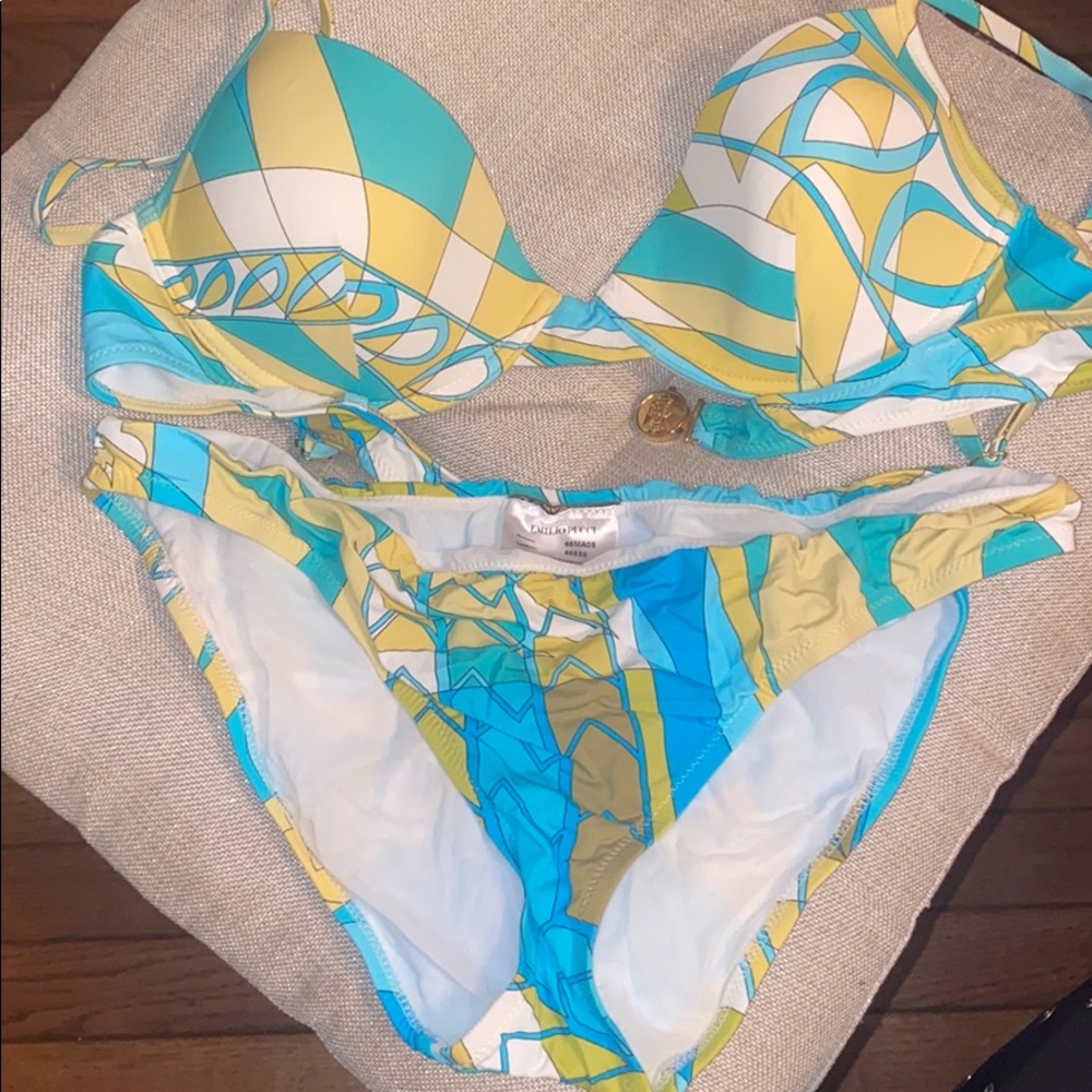 Emilio Pucci Bikini 46MA05 size 42 Italy 550$